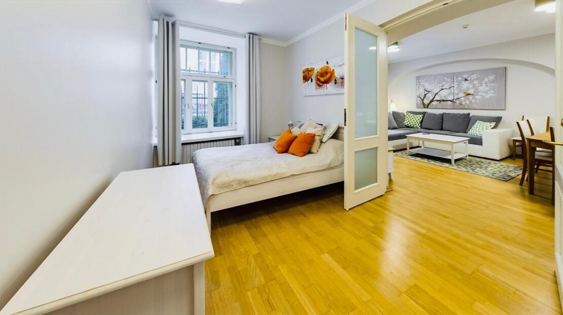 Tallinnhousing Knights And Nobility -3 Bdr Home Экстерьер фото