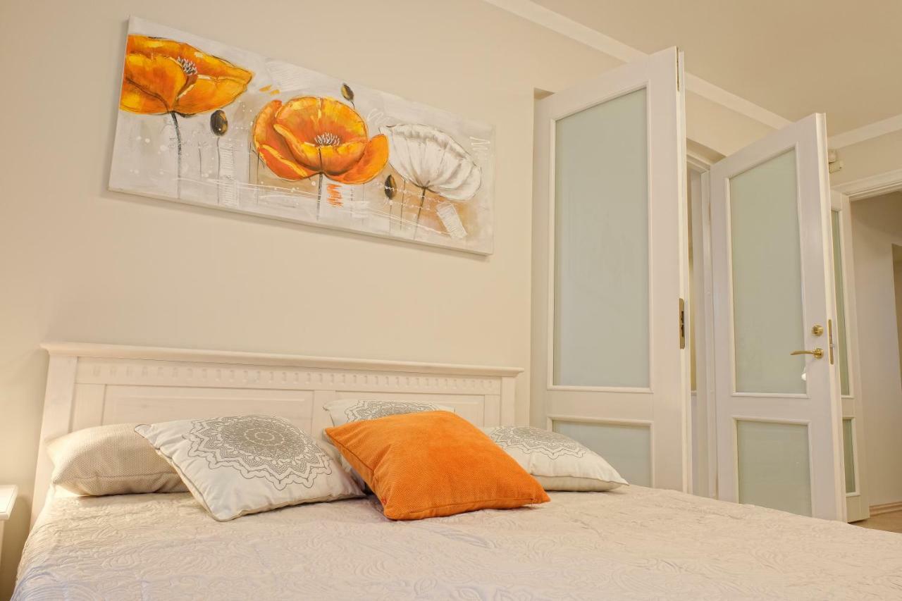 Tallinnhousing Knights And Nobility -3 Bdr Home Экстерьер фото